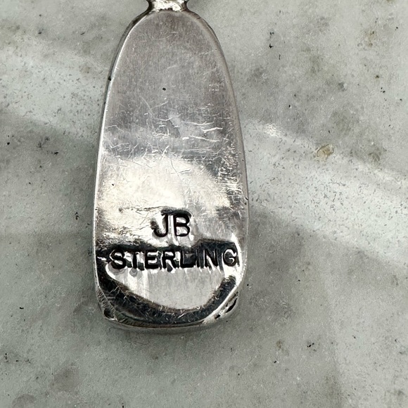 STERLING SILVER 925 Green turquoise Pendant. (Free necklace included) - Picture 2 of 5